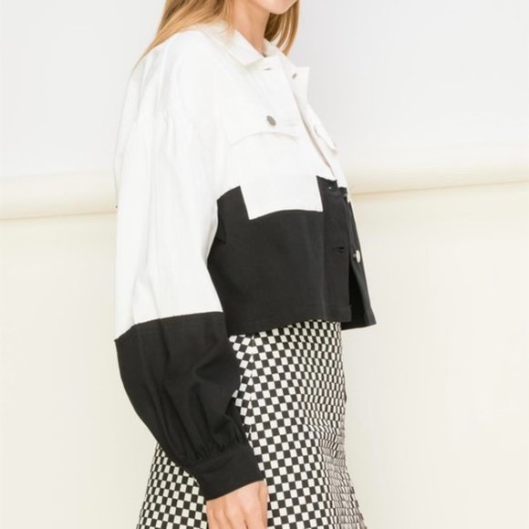 ❌SOLD OUT❌ TWO FACED COLOR BLOCK DENIM JACKET - Picture 3 of 3